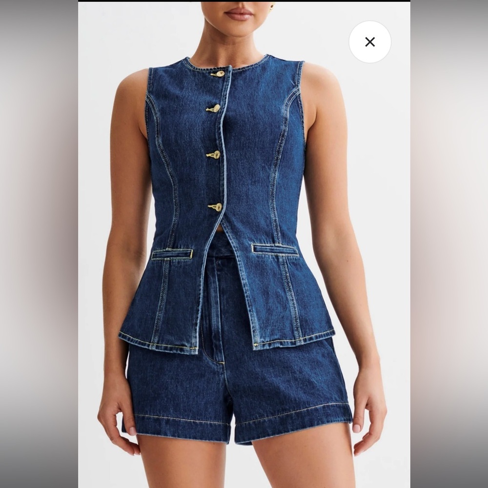 Stylish Denim Vest and Shorts Set - TikTok made me buy😆😳 Never Worn